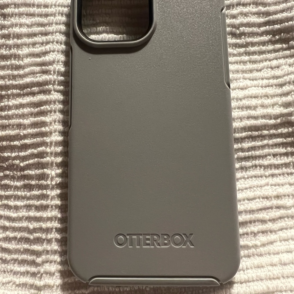 iPhone 13 Pro Max Otterbox Phone Case Grey